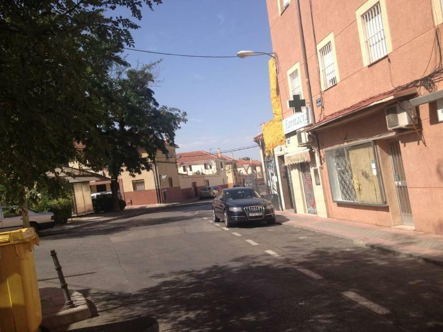 Apartamento Urgel Madri Exterior foto